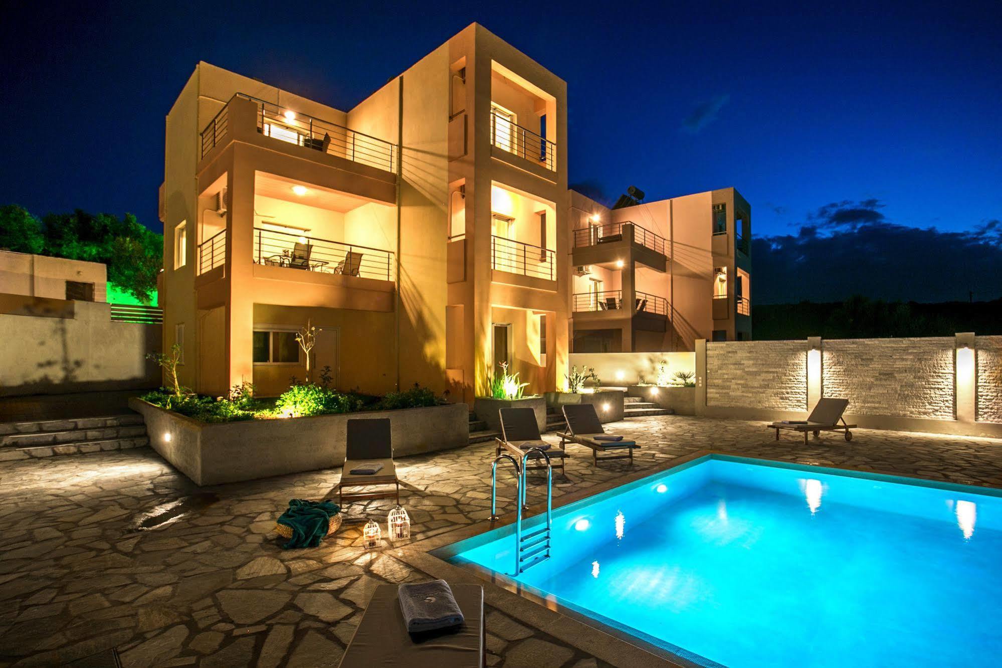 Cyan Icons Villas Tsivarás 외부 사진