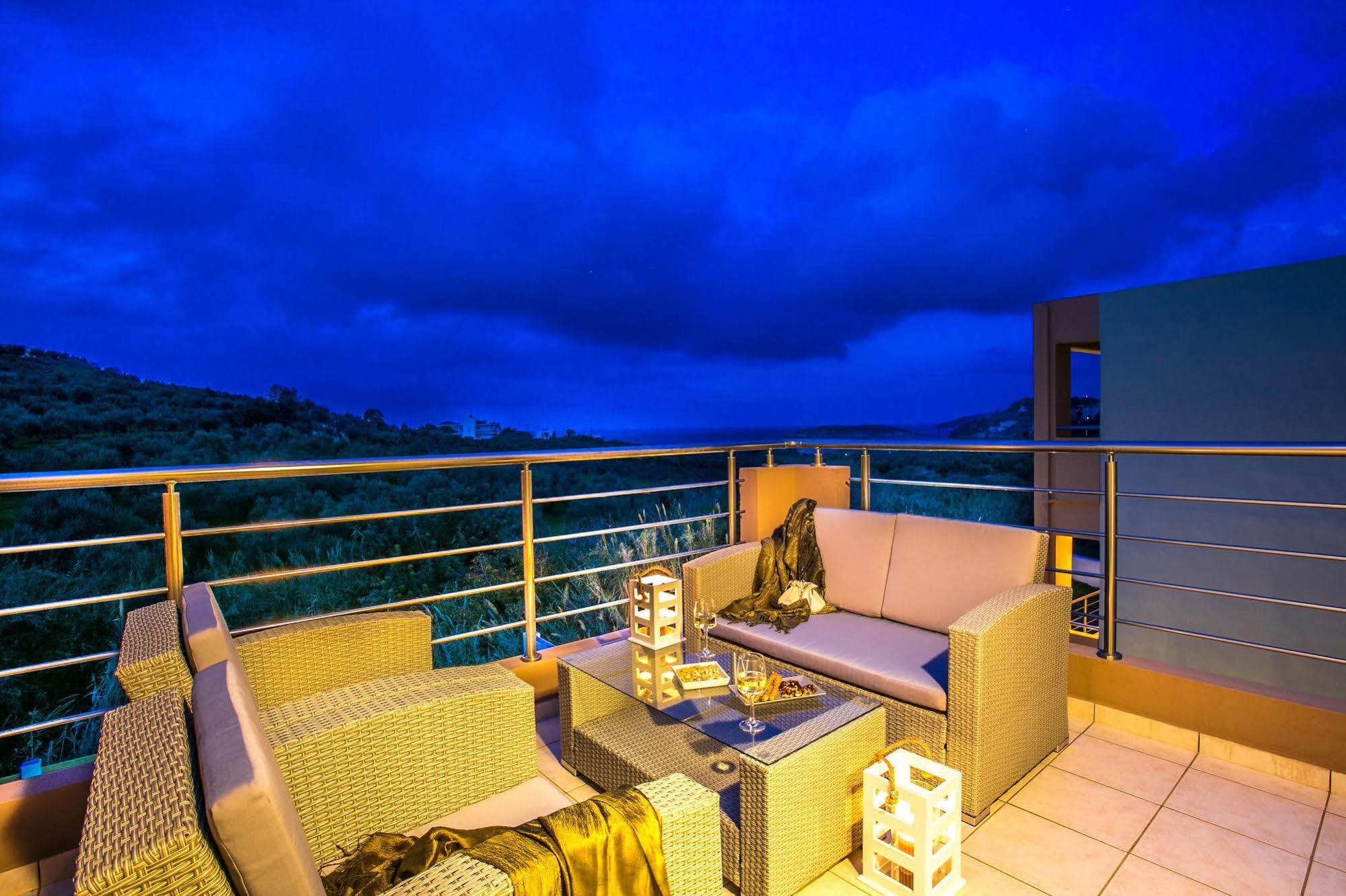 Cyan Icons Villas Tsivarás 외부 사진