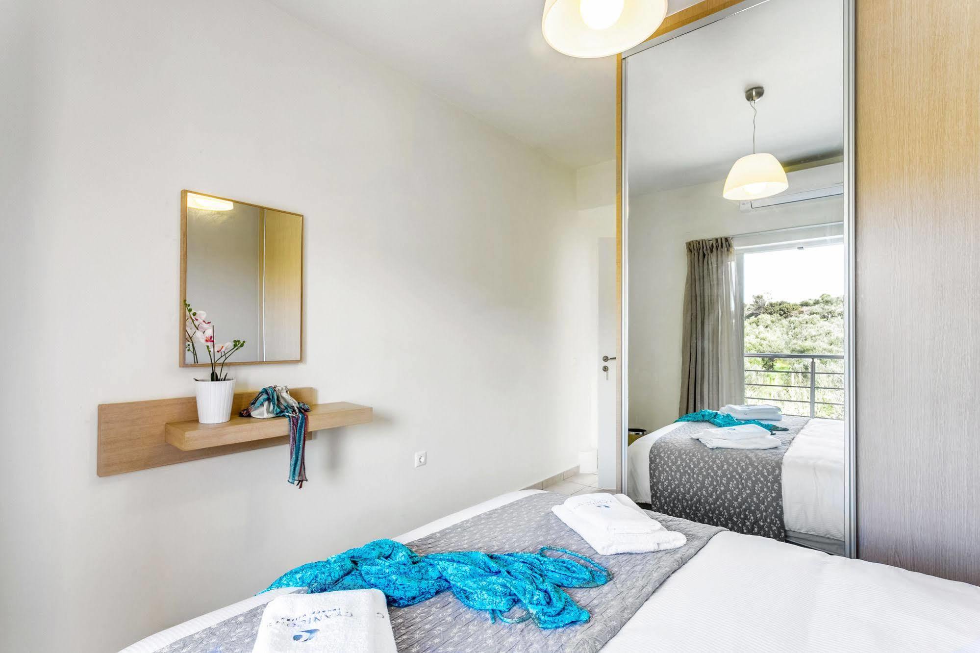 Cyan Icons Villas Tsivarás 외부 사진